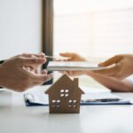 how to build passive income with real estate